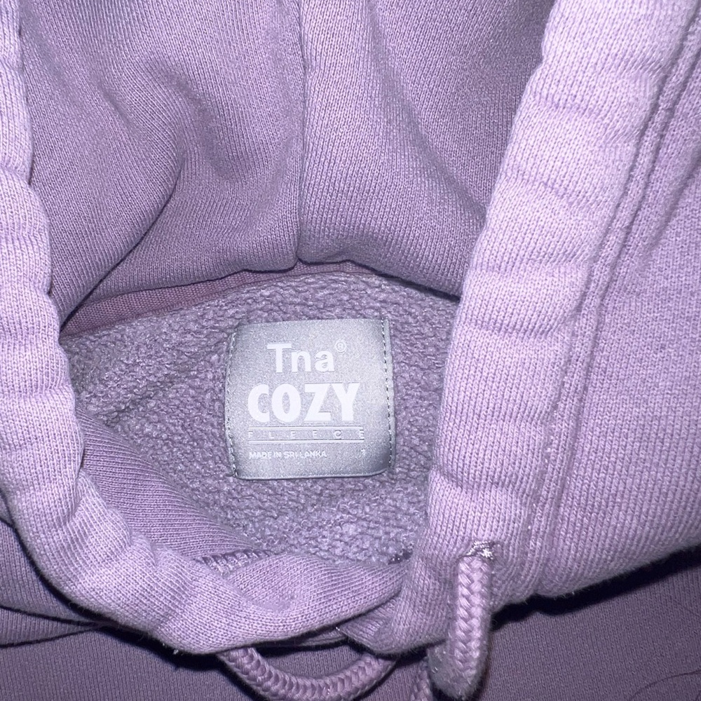 Aritzia lavender oversized sweatshirt